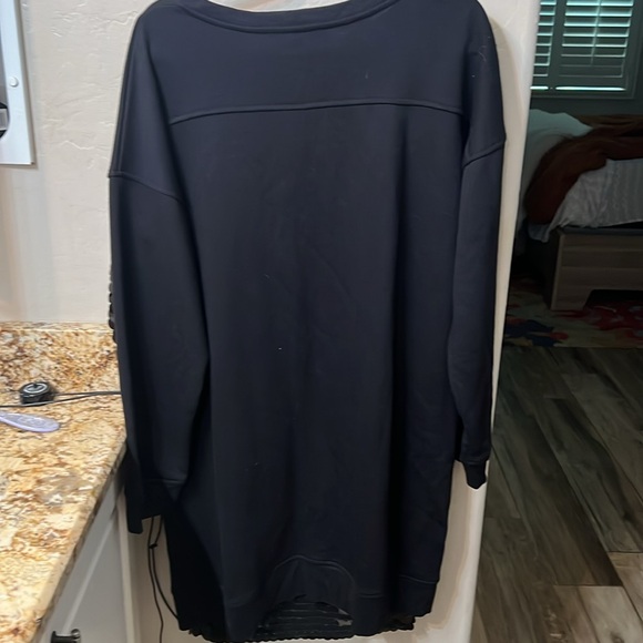 French Connevtuon sweater dress - Picture 4 of 4